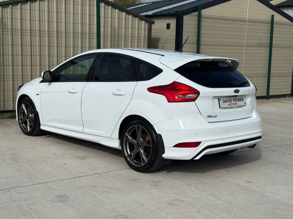 Ford Focus 181 ST-Line low Kms!!! 367392924