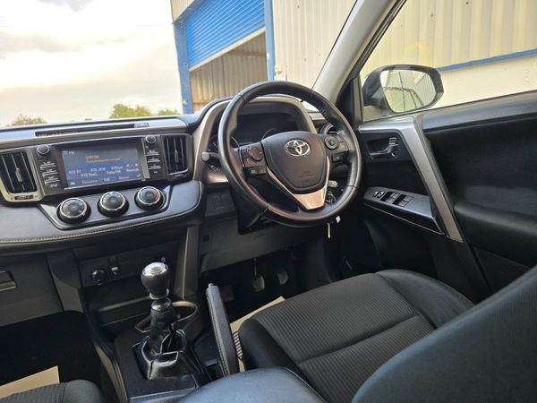 182 TOYOTA RAV4 2.0 D4D LUNA MODEL 367416017