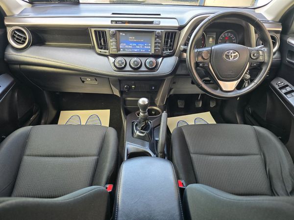 182 TOYOTA RAV4 2.0 D4D LUNA MODEL 367416019