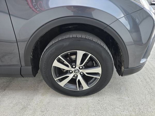 182 TOYOTA RAV4 2.0 D4D LUNA MODEL 367416011