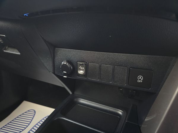 182 TOYOTA RAV4 2.0 D4D LUNA MODEL 367416026