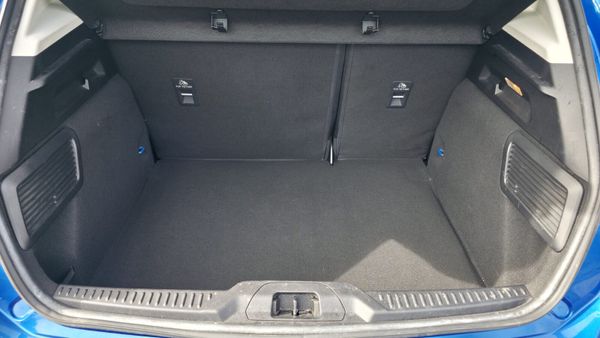 Ford Focus 2020 low miles 367424448