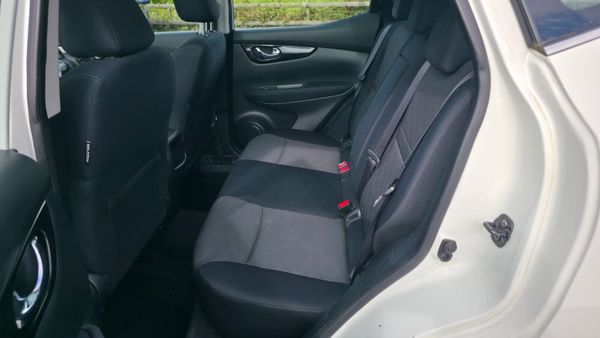 Nissan Qashqai 2016 367425977