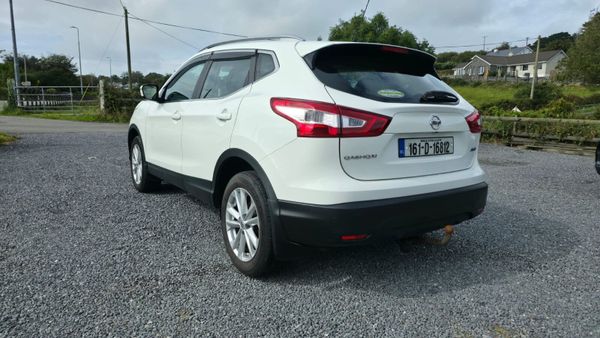 Nissan Qashqai 2016 367425980