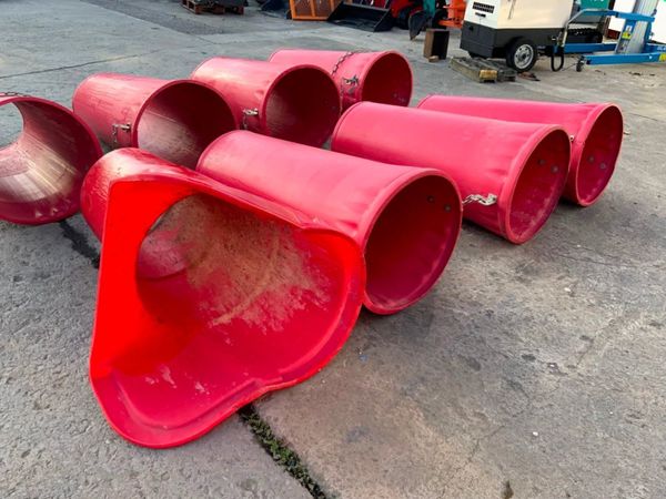 BUILDERS RUBBLE / DEMOLITION CHUTES.......4023.. 367427182