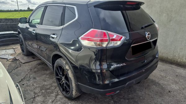 2015 NISSAN X-TRAIL 1.6DIESEL FOR BREAKING 367436919