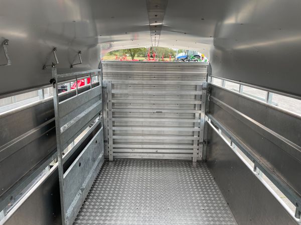Nugent 12x6 Livestock Trailer 367453173