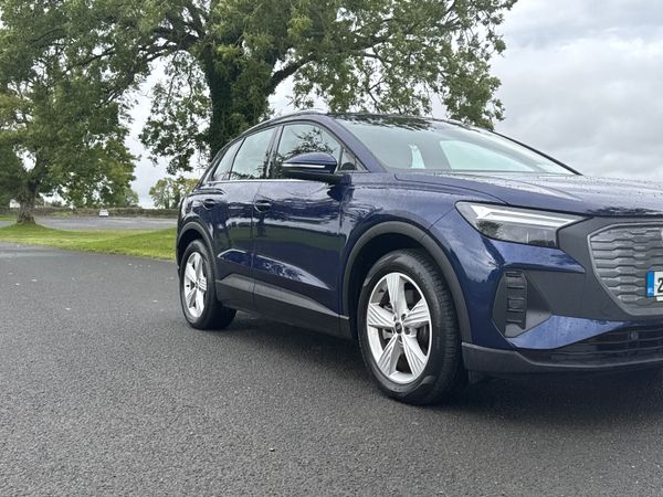 Audi 2023 E-tron 40 Advance 367467921