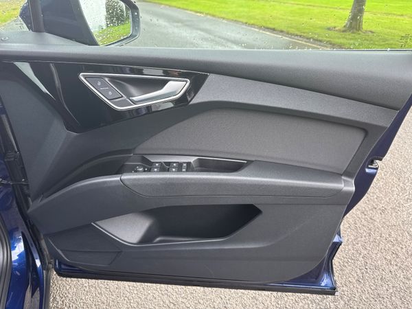 Audi 2023 E-tron 40 Advance 367468097