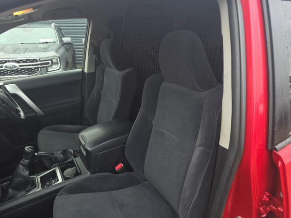 Toyota Land Cruiser GX LWB 204Bhp 367522836