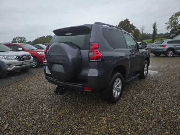 Toyota Land Cruiser SWB COMMERCIAL 367534157