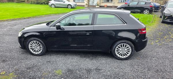 Audi A3 1.6d semi leather seats 367564873