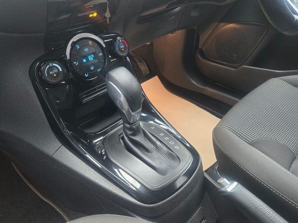 2016  Ford Fiesta St-line / Automatic 367565824