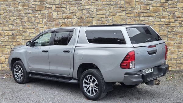 HILUX INVINCIBLE- LIKE NEW - FINANCE AVAILABLE 367598322