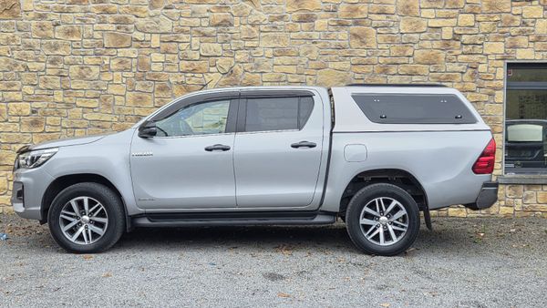 HILUX INVINCIBLE- LIKE NEW - FINANCE AVAILABLE 367598330