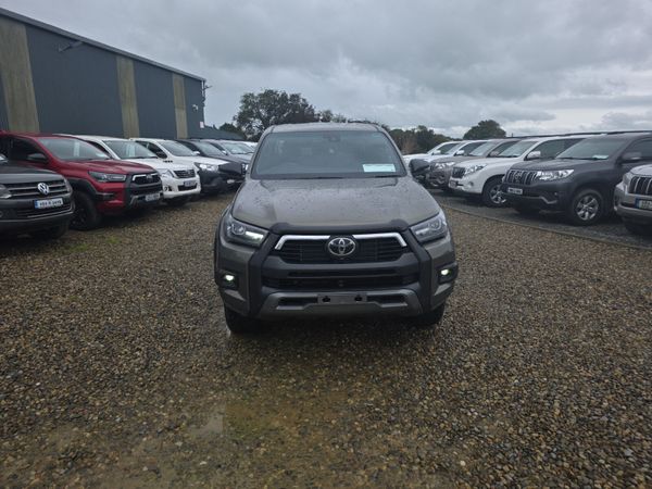 Toyota Hilux 2.8 D4D Invincible X 204Bhp 367599704