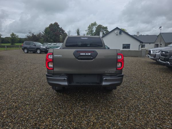 Toyota Hilux 2.8 D4D Invincible X 204Bhp 367599705