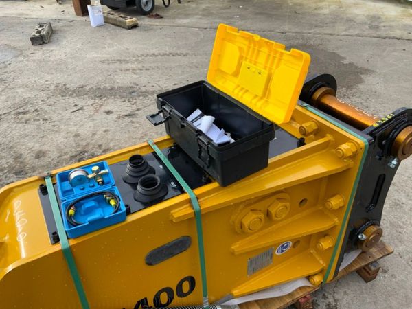 UNUSED LYALS LY1400 BREAKER....80mm PINS...2561. 367615028