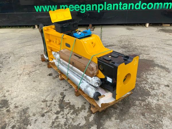 UNUSED LYALS LY1400 BREAKER....80mm PINS...2561. 367615030