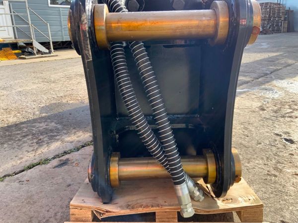 UNUSED KBKC 1400 HAMMER....80mm PINS.....2558. 367615160