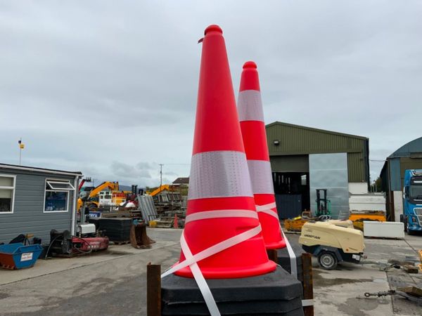UNUSED TRAFFIC SAFETY CONES......3732. 367610587