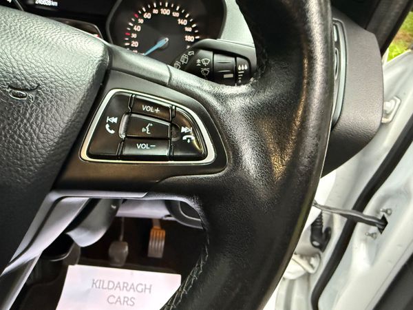 Ford Kuga 2018 ZETEC 2 Seat Commercial 367626793