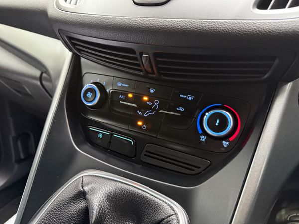 Ford Kuga 2018 ZETEC 2 Seat Commercial 367626828