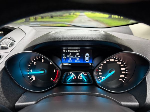 Ford Kuga 2018 ZETEC 2 Seat Commercial 367626844