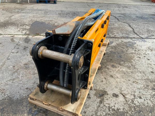 UNUSED KABONC 1400 BREAKER...80mm PINS......2559. 367621355