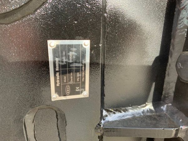 UNUSED KABONC 1400 BREAKER...80mm PINS......2559. 367621369