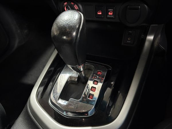 2016 Nissan Navara 2.3 Automatic 190 Bhp 367634521