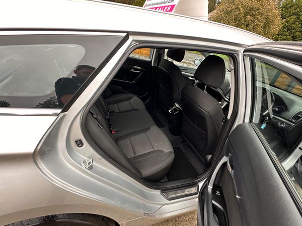 Hyundai i40 2014 cdti estate 367636800