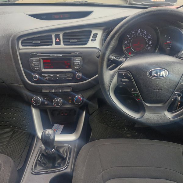 Kia Ceed 2015 367637476