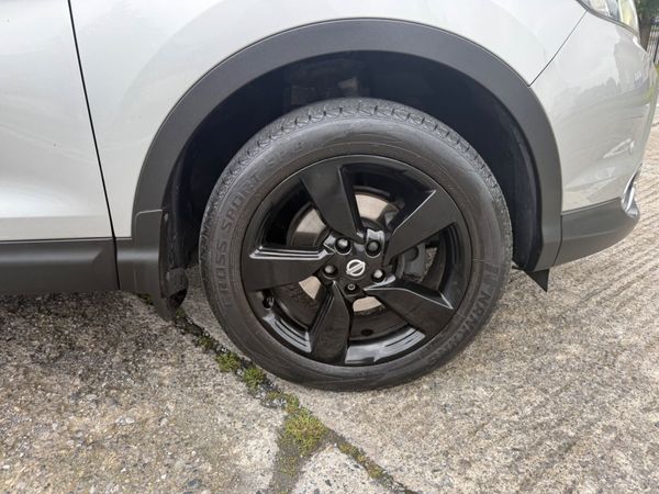 Nissan Qashqai 2016 367648220