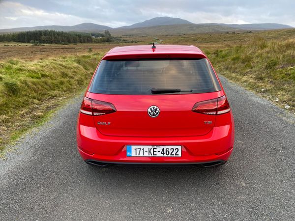 Volkswagen Golf 2017 367679371
