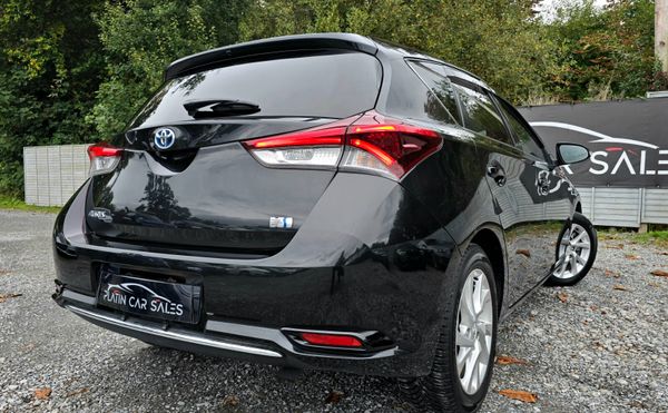 🔥2016 Toyota Auris 1.8 Automatic Petrol Hybrid 367681764