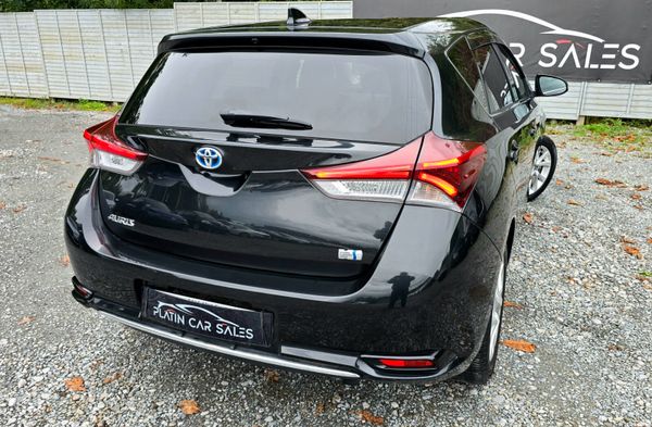 🔥2016 Toyota Auris 1.8 Automatic Petrol Hybrid 367681761