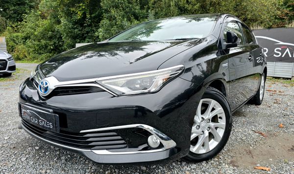 🔥2016 Toyota Auris 1.8 Automatic Petrol Hybrid 367681797