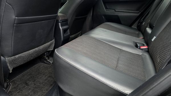 🔥2016 Toyota Auris 1.8 Automatic Petrol Hybrid 367681811