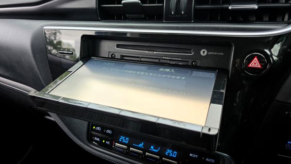 🔥2016 Toyota Auris 1.8 Automatic Petrol Hybrid 367681890