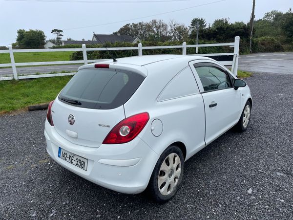 Opel  Vauxhall corsa van 367698739