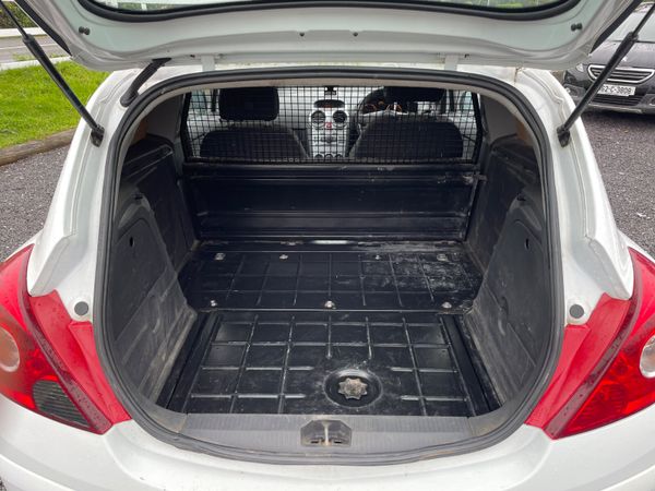 Opel  Vauxhall corsa van 367698744