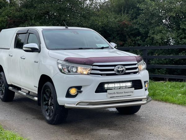 162 Toyota Hilux Invincible Spotless***** 367724599