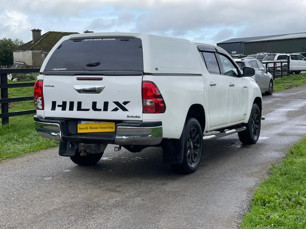 162 Toyota Hilux Invincible Spotless***** 367724616