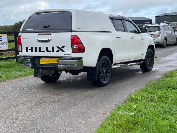 162 Toyota Hilux Invincible Spotless***** 367724619