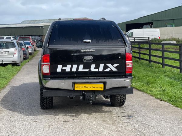12 Toyota Hilux Invincible 3.0L D4D***** 367725066