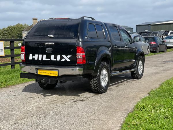 12 Toyota Hilux Invincible 3.0L D4D***** 367725070