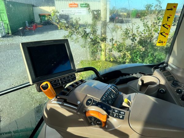 2020 John Deere 6175R 367739942