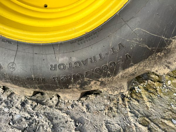 2020 John Deere 6175R 367739950