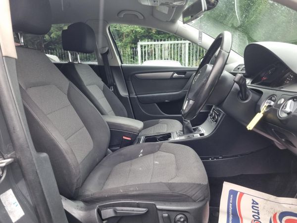 NEW NCT Volkswagen Passat 2011 367741100